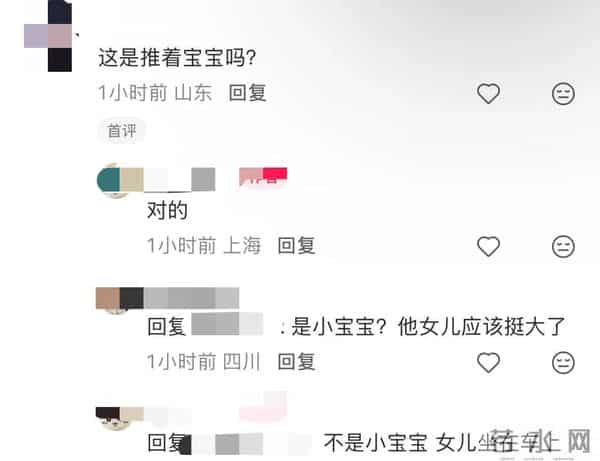 胡歌推婴儿车在上海乐高2岁女儿小茉莉 也在走人均3000元的vip通道