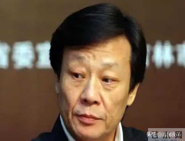 一妻一妾楼上楼下住，鸡飞狗跳生活30年，68岁的寇世勋实在辛苦