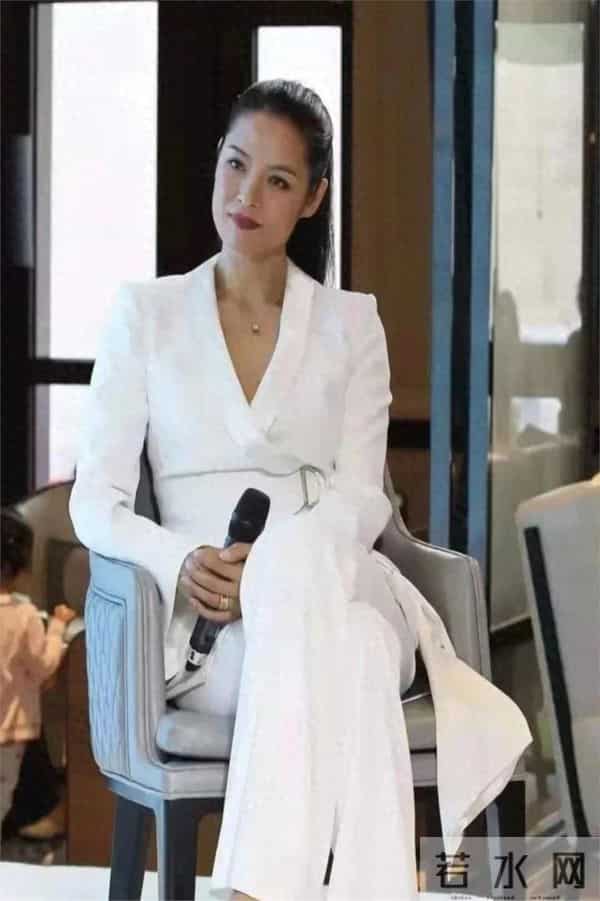 马艳丽中国第一名模，真俊，身高179大体格，腿是真的长