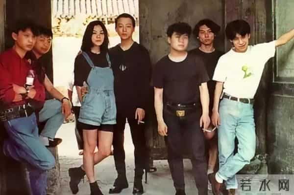 有种人生赢家叫王菲，两婚两离、坚持礼佛20年，她终于迎来福报