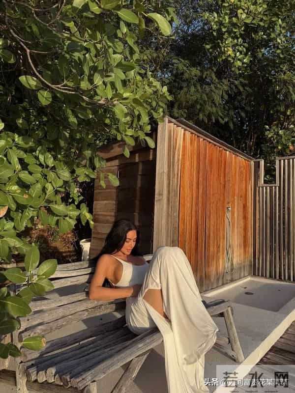 Kim Kardashian 金卡戴珊度假写真，第二波