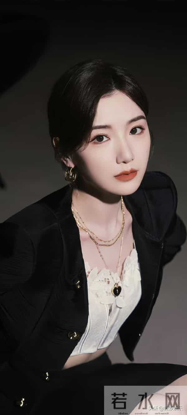 毛晓彤高清性感写真来啦！