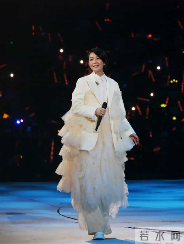 刘若英：真正的文艺女神！56岁依然清澈，气质更胜从前！