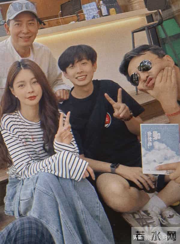 沈梦辰请汪涵吃湘菜，亲手为涵哥盛汤，51岁汪涵胡子花白像小老头