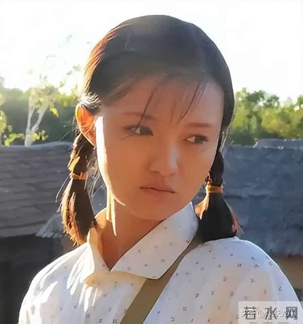 赵宝刚把她“当宝”，孙红雷对她“关爱有加”，48岁她真让人羡慕