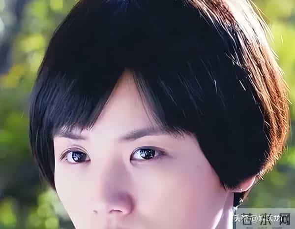 陈思诚爱她，王凯陪伴着她，41岁的她活成了人人羡慕的大女主！