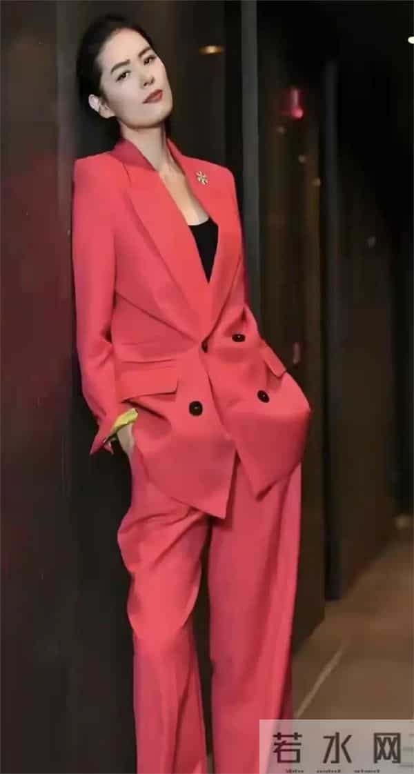 马艳丽中国第一名模，真俊，身高179大体格，腿是真的长