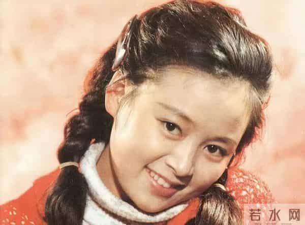 与前夫张建亚分开后,68岁张瑜无儿无女,晚年孤苦无依让人泪目