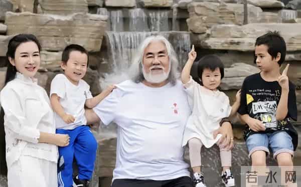 拔出萝卜带出泥，张纪中再迎噩耗，转移财产是冰山一角，麻烦大了