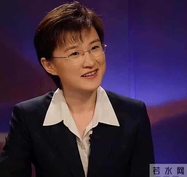 被要求滚出主持界，沦为众矢之的，54岁央视主持董倩做错了什么