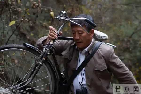 没啥名气的国家一级演员，56岁的侯岩松，凭《四喜》得到大众认可