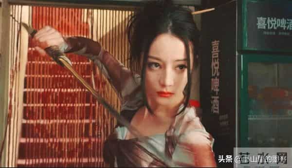 33岁迪丽热巴病情加重，部分工作取消，知情人回应现状