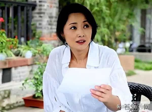 刘蓓：三婚再嫁张健，亲儿子是她的开心果，大明星继子却让她苦恼
