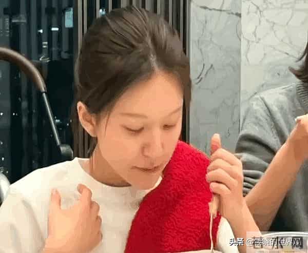 33岁迪丽热巴被曝病情加重,知情人透露内情