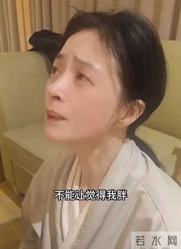 面相全变了！再看42岁蒋欣和43岁孙俪，才明白两人“差别”在哪里