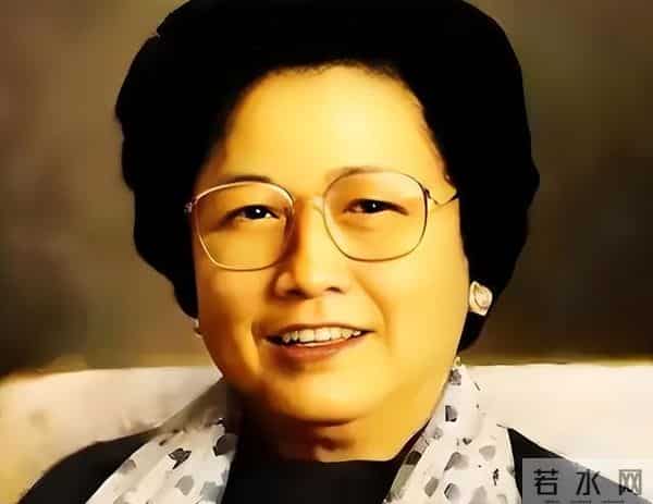 被老外骗婚“玩腻”后回国，早已不是中国籍的郑绪岚，如今怎样了