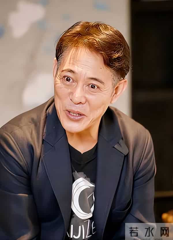 官方报道！李连杰脱衣辟谣“换心脏”传闻，原来我们都被骗了