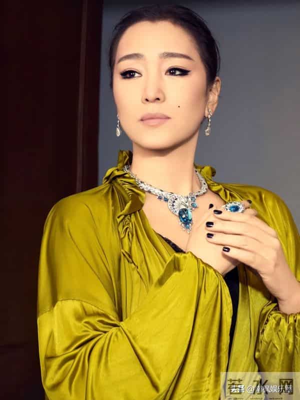 这一夜，59岁巩俐秒了41岁朱珠，不要怀疑任何一张演电影女主的脸