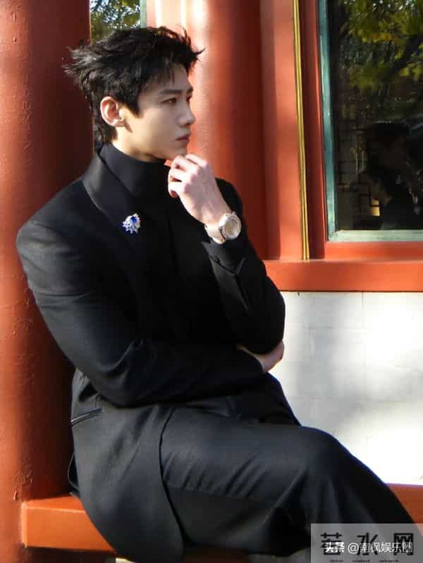 这一夜，59岁巩俐秒了41岁朱珠，不要怀疑任何一张演电影女主的脸