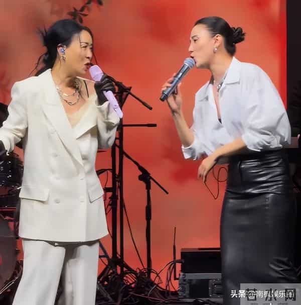 这一夜，59岁巩俐秒了41岁朱珠，不要怀疑任何一张演电影女主的脸