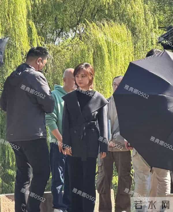 巡塘古镇偶遇孙俪，园林场景一秒梦回甄嬛时期的她，本人好有气质