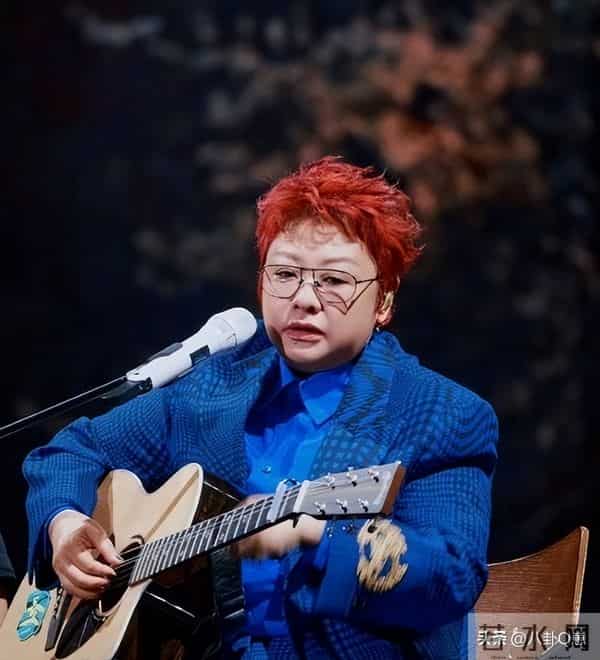 贪污上亿、假慈善？被实名举报的韩红，为何在演唱会上忍不住痛哭