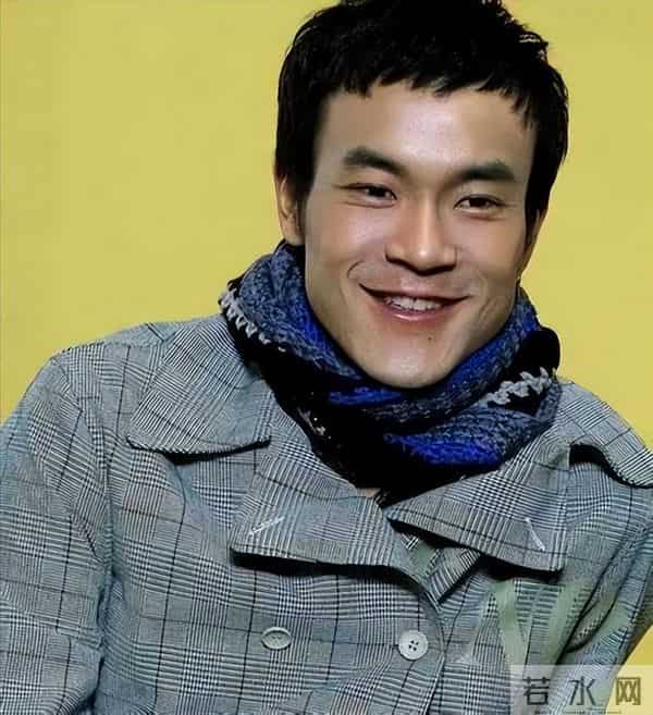 “最牛星二代”廖凡，出道25年从不拼爹，妻子是周星驰的黄金搭档