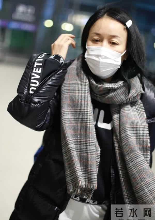 不装了!排挤刀郎、得罪章子怡,58岁那英撕开了内娱的“遮羞布”