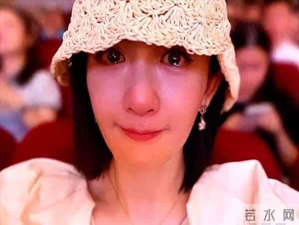 谢娜崩溃了，发长文哭诉三个女儿轮流生病住院，真实婚姻状况曝光