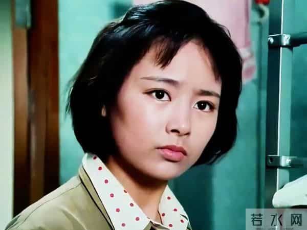 与前夫张建亚分开后,68岁张瑜无儿无女,晚年孤苦无依让人泪目