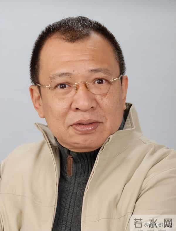 不查不知道！难怪连央媒都发文悼念，许绍雄的家世竟藏得这么深