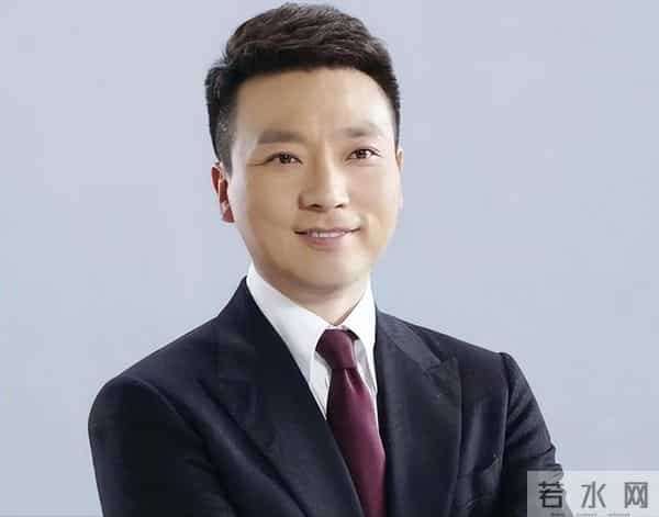 央媒官宣，“康辉接班人”出现，全网恭喜：太优秀了！