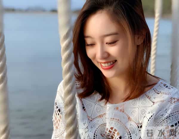 落地的凤凰不如鸡?从"小董卿"到不被重用 李七月走了另一条上坡路