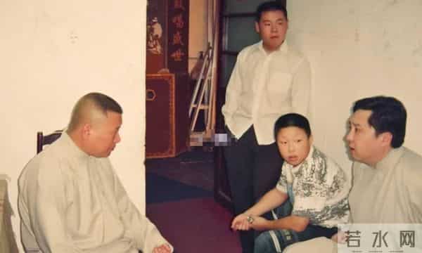 不简单？郭德纲疑发文回应曹云金，3句话亮明态度，姜还是老的辣