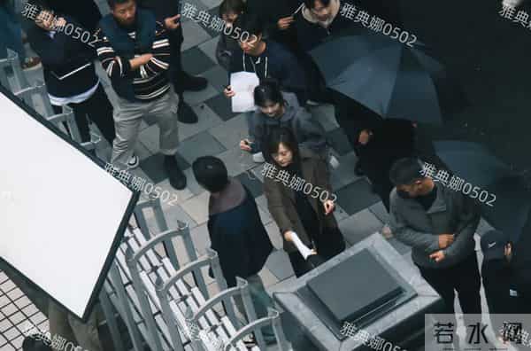 巡塘古镇偶遇孙俪，园林场景一秒梦回甄嬛时期的她，本人好有气质