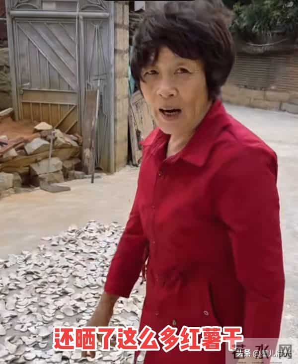 二哈怼粉丝霸气护老麦 瑾汐莆田妈妈露面 瑾汐用7个字粉丝群说近况