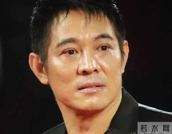 偷换心脏、贪污善款、抛妻弃子,李连杰身上的标签哪个才是真的