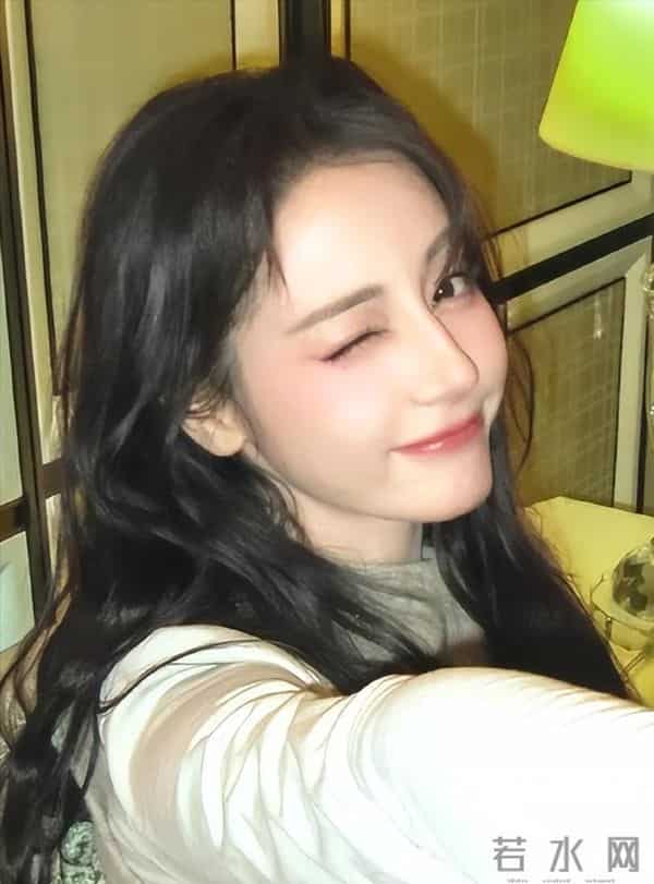 朱媛媛教训在前，33岁迪丽热巴病情恶化，知情人曝内幕