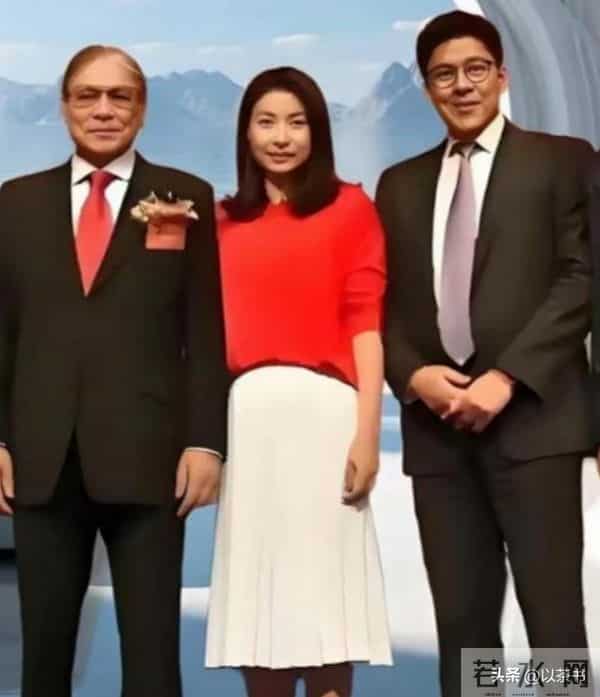 霍家人全运会为郭晶晶喝彩，霍启山与叔叔坐一起，为何不见霍启刚