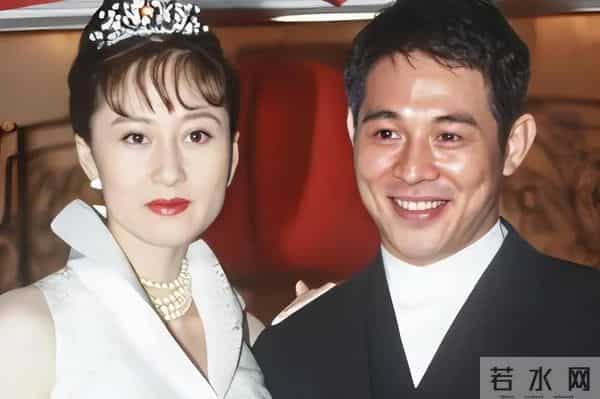 偷换心脏、贪污善款、抛妻弃子,李连杰身上的标签哪个才是真的