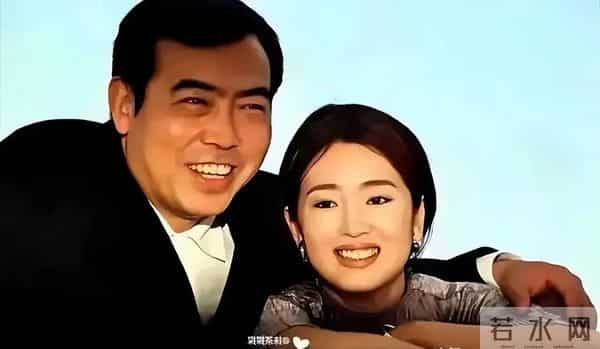 天呐!巩俐这身材太惊艳了,胸围几乎到肚脐,状态却依旧十分亮眼