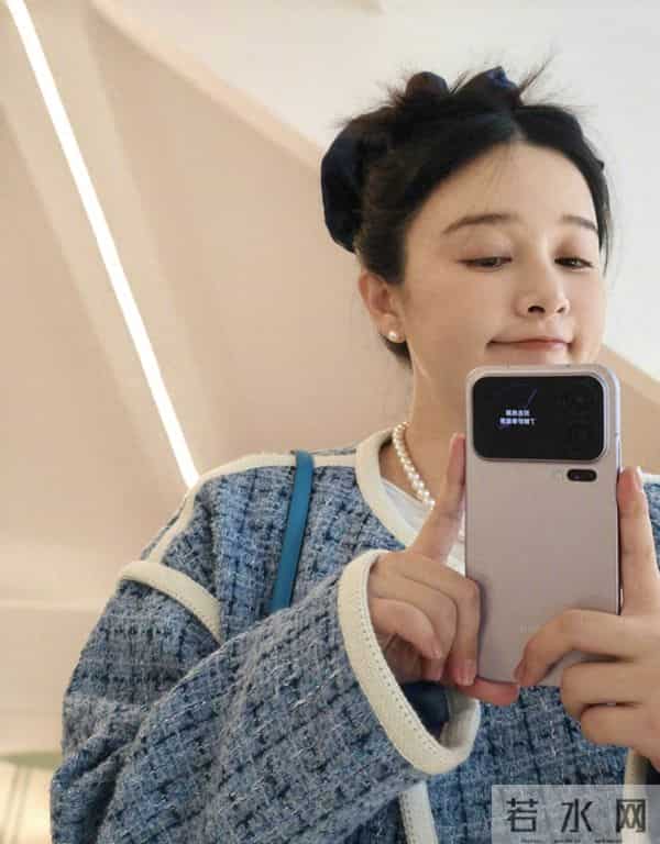 阚清子即将卸货,看她面色红润被爱滋养,富太太的生活自然不错