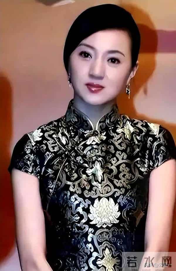 与春晚导演有染、插足别人家庭、精神病,金玉婷身上哪个标签是真