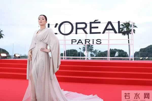 巩俐、郭晶晶再次“世纪同框”！“地母系”美人气质有多绝？