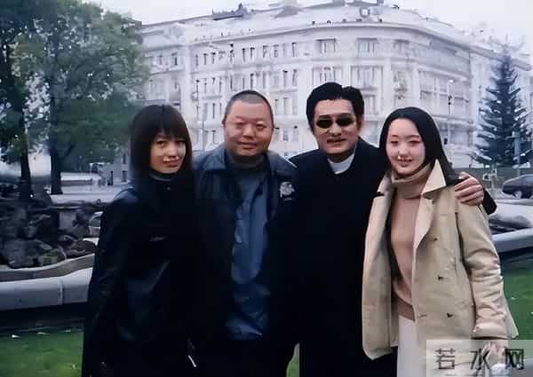 臧天朔的悲哀:生前向母亲跪地忏悔,死后妻子将80岁老母告上法庭