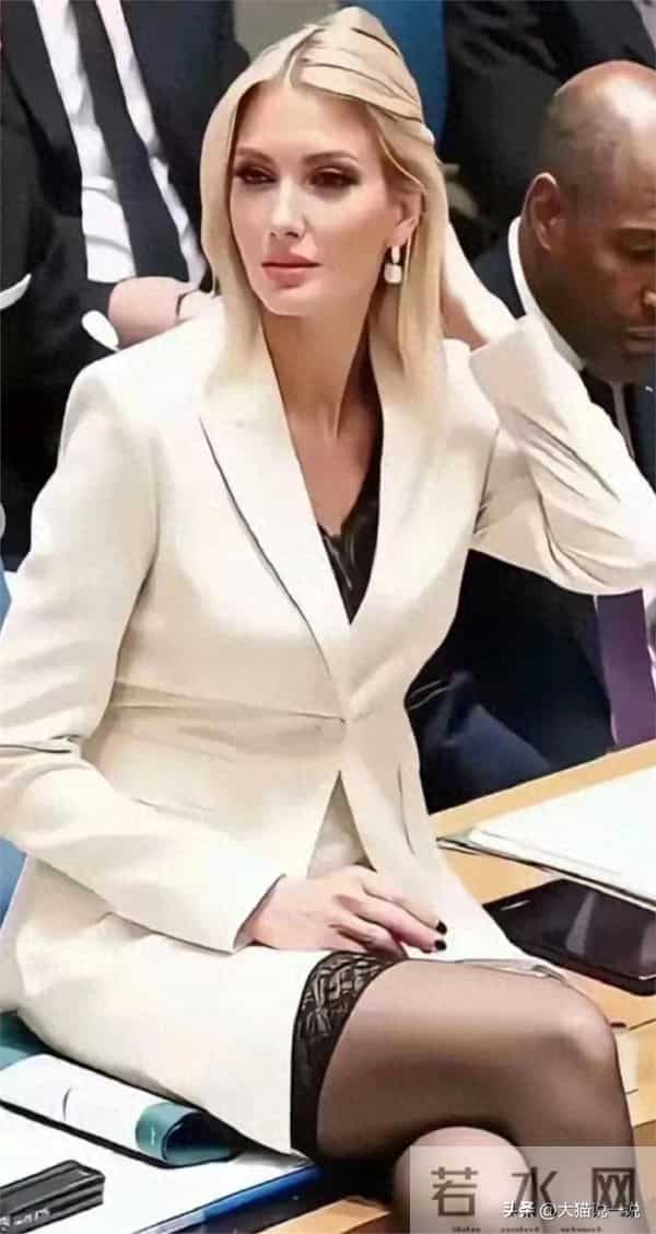 法国顶级模特福德莉奇,身高190大体格子,视觉冲击力太强