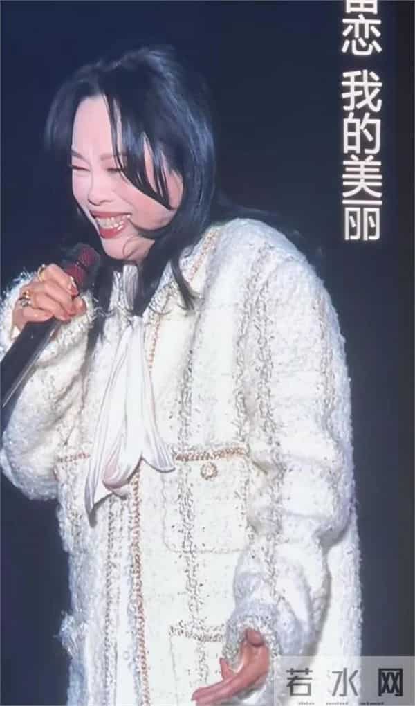 57岁黄绮珊疑似胖到180斤双下巴身材臃肿两年前90斤减肥反弹严重