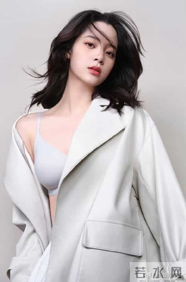 欧阳娜娜内衣代言大片合集