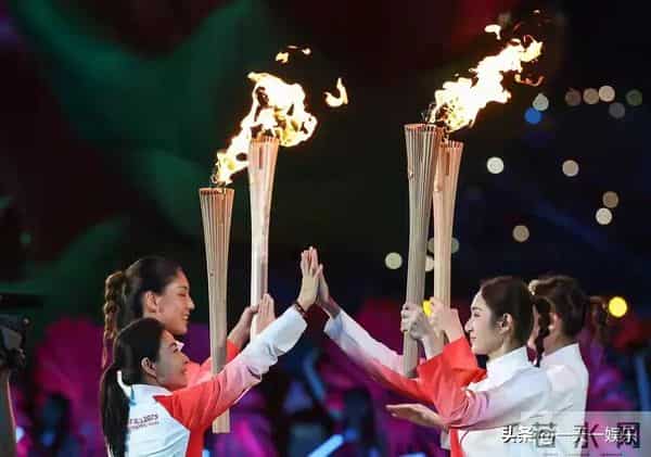 第十五届全运会开幕式表演,让台湾省民意代表王定宇,彻底闭嘴!