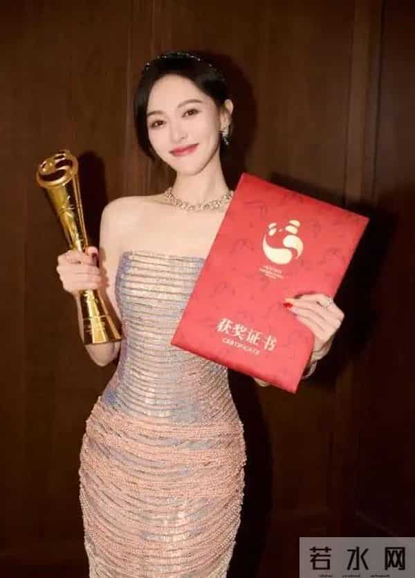 陪玩陪睡远远不够！ 深扒之后才发现 “舔手指、互撕”已是基本操作